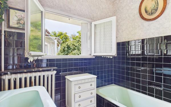 Maison à vendre    5 pièces •  Grenoble