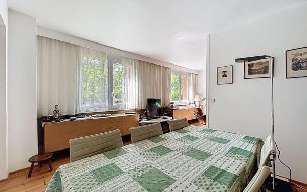 Appartement à vendre    5 pièces • 102,07 m2 Suresnes