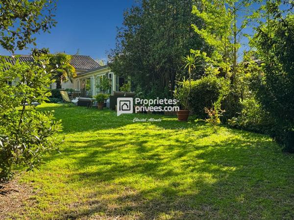 CAUDERAN BORDEAUX Maison de PLAIN PIED en pierre rénovée & agrandie