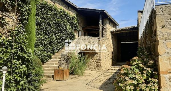 À vendre Maison 9 pièces 280 m² - Peaugres 07340