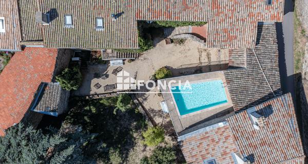 À vendre Maison 9 pièces 280 m² - Peaugres 07340