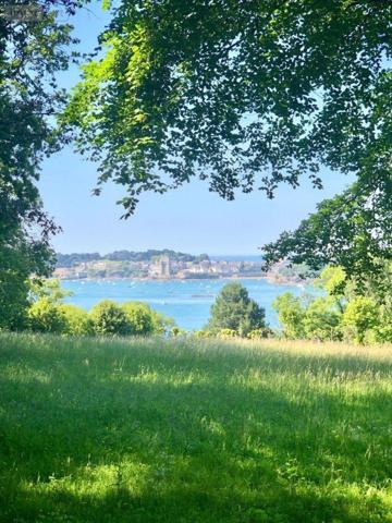 Appartement à vendre à Saint-Malo en Ille-et-Vilaine (35400), ref : 35144/347   
LA BRIANTAIS