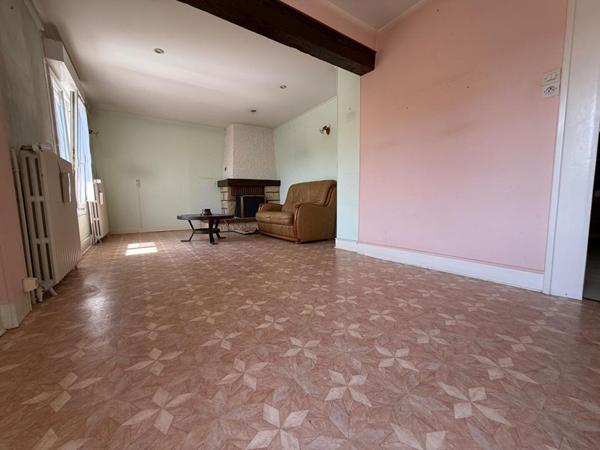 Maison Montbeliard 5 pièce(s) 95 m2 avec 12 garages déjà loués