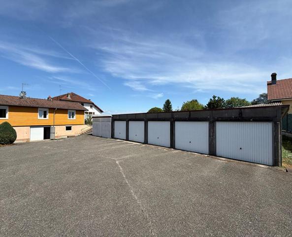 Maison Montbeliard 5 pièce(s) 95 m2 avec 12 garages déjà loués