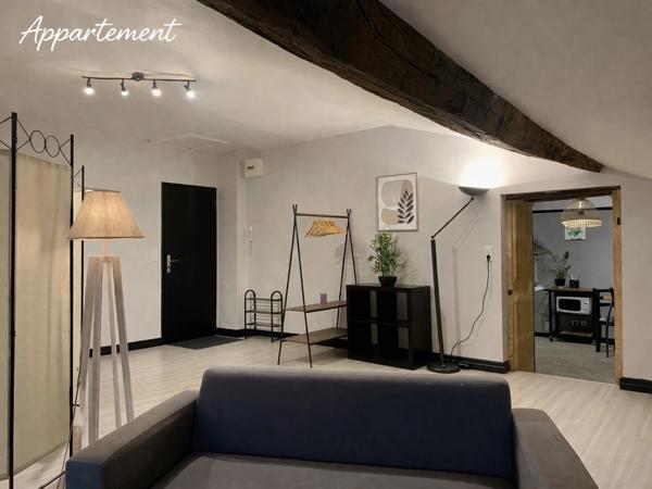 À vendre, ensemble immobilier comprenant une maison d'habitation de caractère et 6 appartements en location.