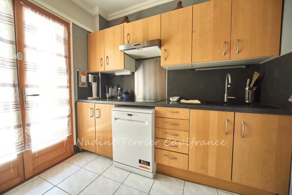 T3 de 65 m² – 2 chambres - cave de 11 m² - résidence sécurisée - accès facile A8 - quartier ST JEROME