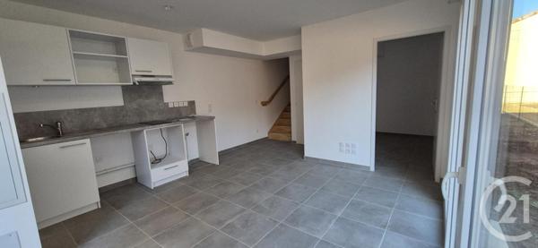 Maison à vendre  2 pièces - 50,03 m2 ST MAXIMIN LA STE BAUME - 83