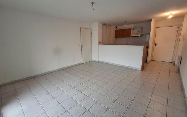 Appartement à louer    2 pièces • 49,35 m2 Nîmes