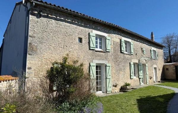 Vente Maison Villefagnan   