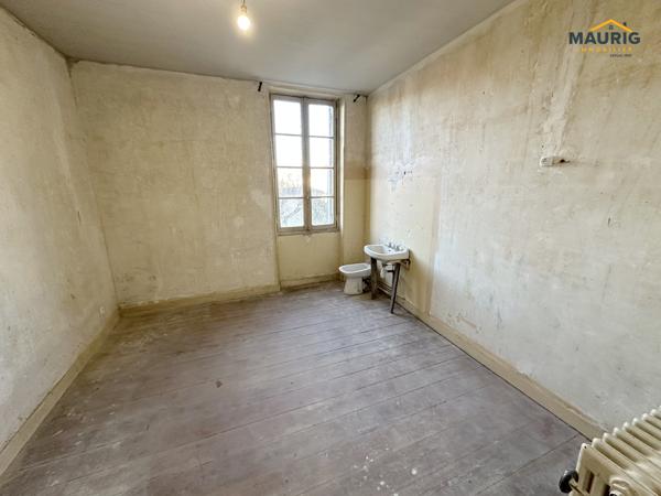 Maison 120m² divisible en appartements cour et garage