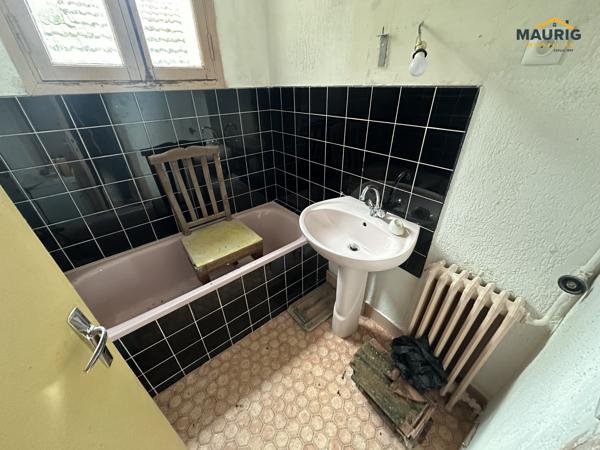 Maison 120m² divisible en appartements cour et garage