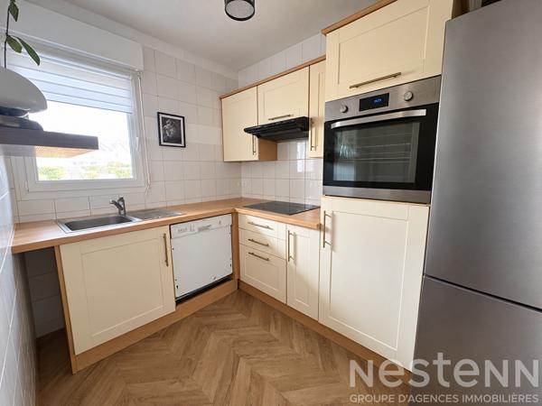 À LOUER À BRECH ? T2 meublé 44m² avec jardin, terrasse et parking