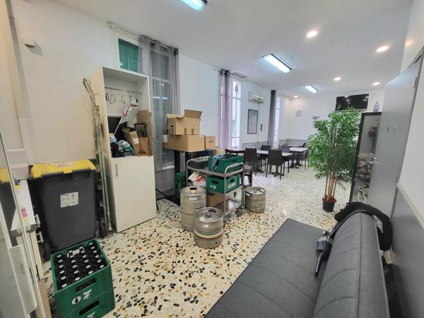 Fonds De Commerce - 112 m²