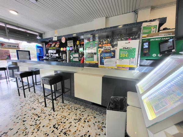 Fonds De Commerce - 112 m²