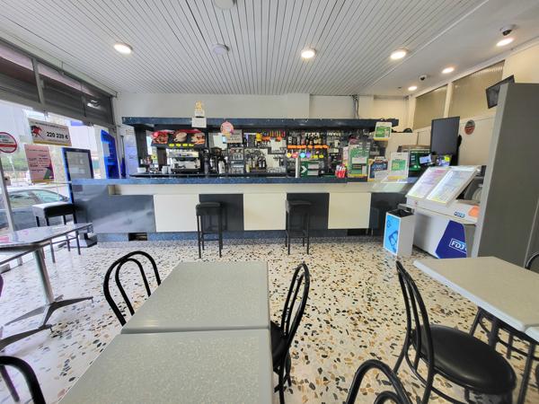 Fonds De Commerce - 112 m²