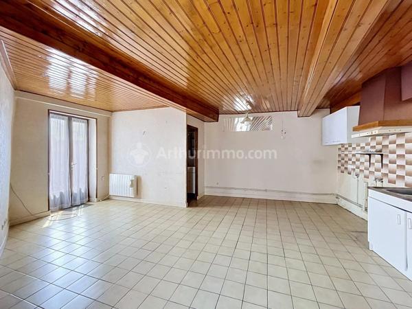 Vente                                                      Maison de ville
                        
                     3 pièces                      59 m2                     à Ceyrat