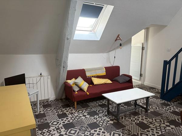 A louer - Appartement T2 en duplex meublé - Quartier UCO/ESA