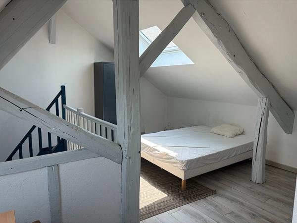 A louer - Appartement T2 en duplex meublé - Quartier UCO/ESA