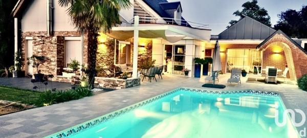 Maison à vendre 7 pièces 210 m² Fondettes