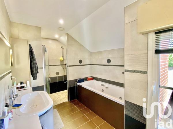 Maison à vendre 7 pièces 210 m² Fondettes