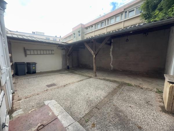 Maison à vendre 7 pièces GRAY (70)