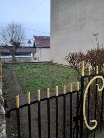 Maison à vendre 7 pièces GRAY (70)