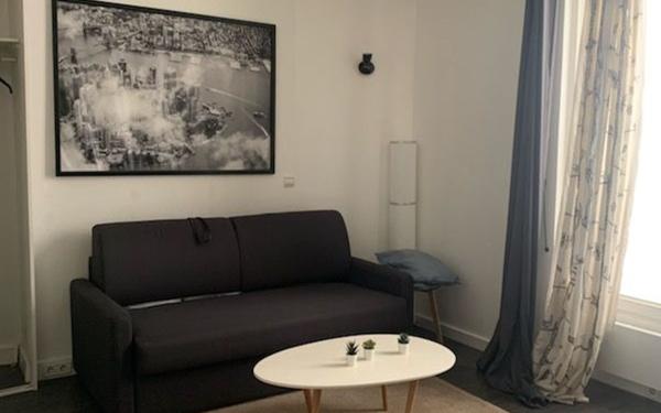 Appartement à louer    1 pièce • 25 m2 Courbevoie
