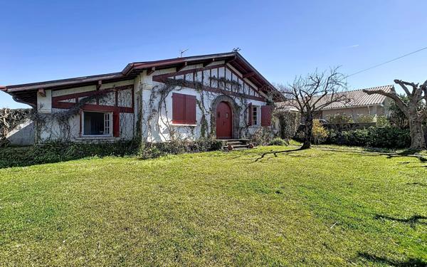 Maison à vendre    4 pièces • 130 m2 Anglet