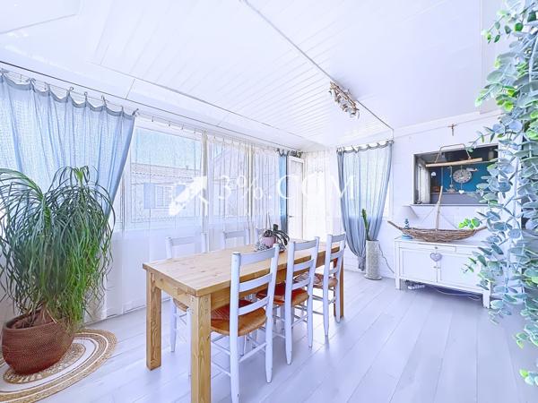 Chalet
                                                                                                                                                                                                                                                                                                                        7 pièce(s)                                                                                                                                                                                                          5 chambre(s)                                                                                                                                                                                                          111.96  m²