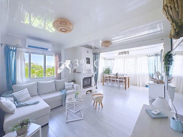 Chalet
                                                                                                                                                                                                                                                                                                                        7 pièce(s)                                                                                                                                                                                                          5 chambre(s)                                                                                                                                                                                                          111.96  m²