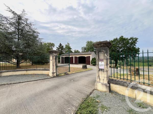 Maison à vendre  4 pièces - 392 m 2   ST QUENTIN DE BARON  - 33