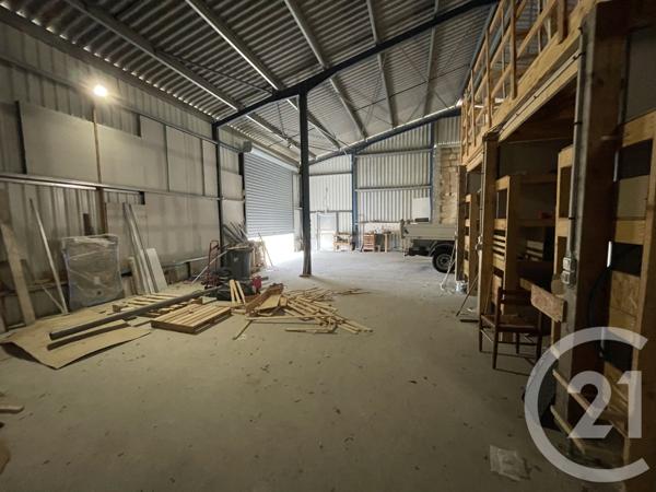 Maison à vendre  4 pièces - 392 m 2   ST QUENTIN DE BARON  - 33