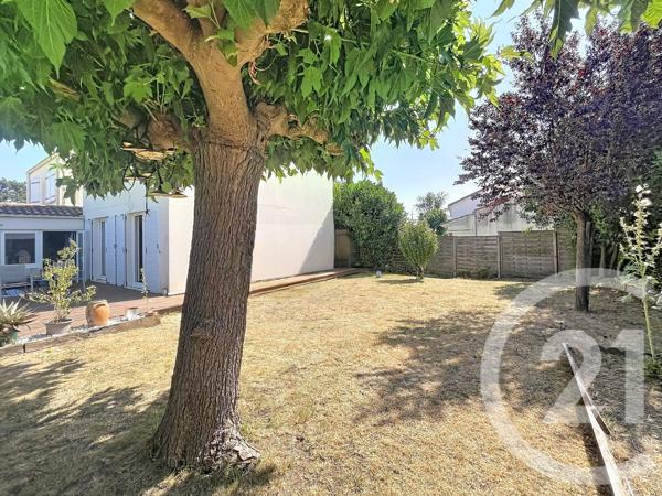 Maison à vendre  5 pièces - 97,93 m 2   LA ROCHELLE  - 17