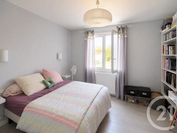 Maison à vendre  5 pièces - 97,93 m 2   LA ROCHELLE  - 17