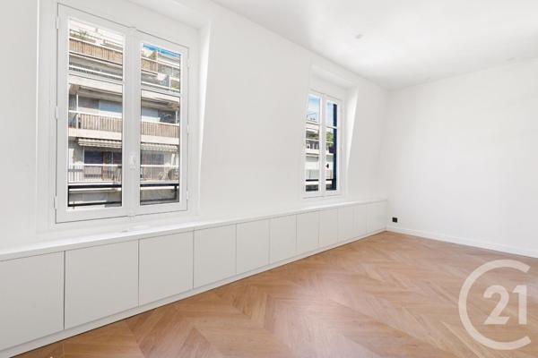 Appartement F2 à vendre  2 pièces - 34,05 m2 PARIS - 75016