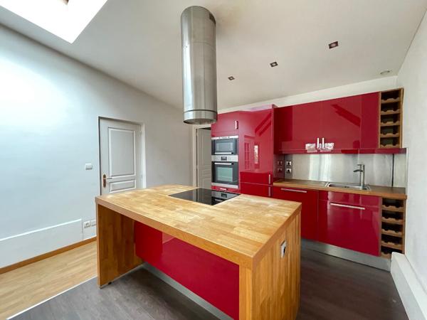 TYPE 3, REIMS - HYPER CENTRE