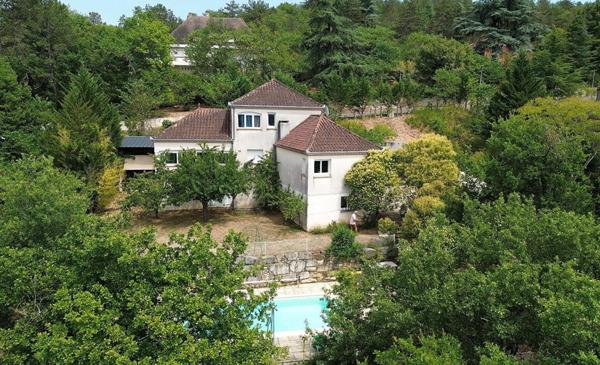 Maison 4 chambres avec piscine