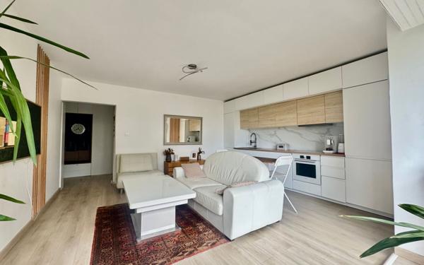 Appartement à vendre    4 pièces • 68,02 m2 Saint-Maurice