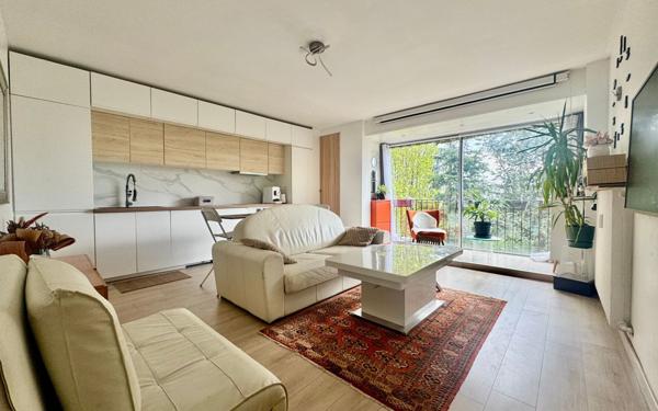 Appartement à vendre    4 pièces • 68,02 m2 Saint-Maurice