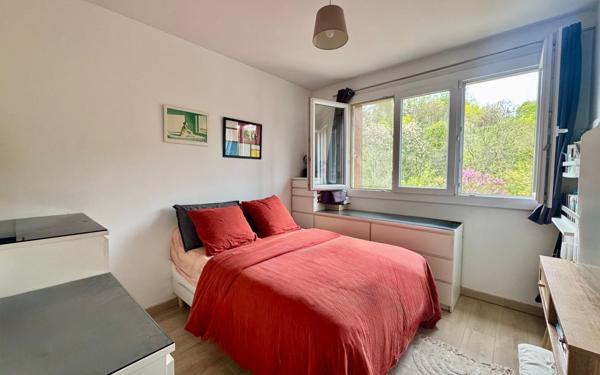 Appartement à vendre    4 pièces • 68,02 m2 Saint-Maurice