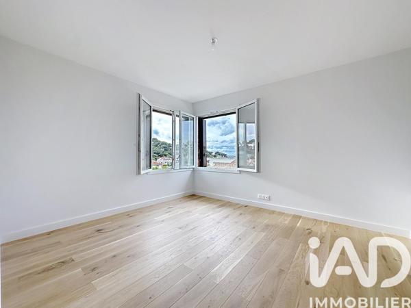 Appartement à vendre 5 pièces 118 m² Sanary-sur-Mer