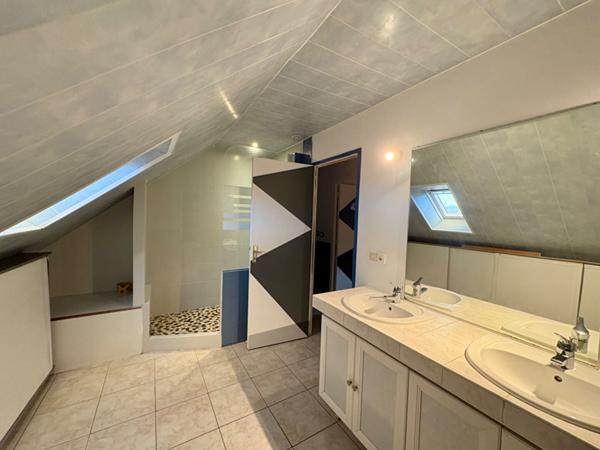 Maison familiale à Chouze Sur Loire 7 pièce(s) 170 m2