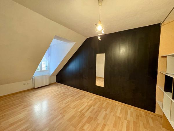 Maison familiale à Chouze Sur Loire 7 pièce(s) 170 m2