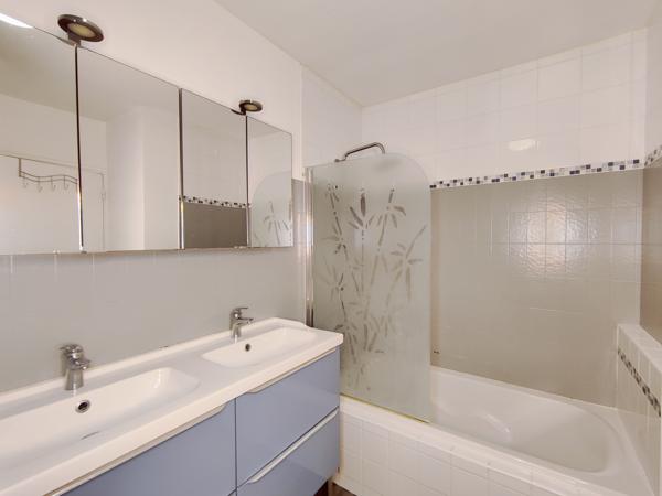 Maison 6 pièces - 170 m² Exclusivité efficity