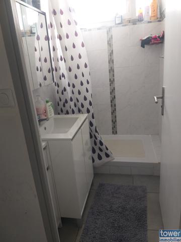 Appartement
                                                                                                                                                                                                                                                                                                                        5 pièce(s)                                                                                                                                                                                                          3 chambre(s)                                                                                                                                                                                                          90  m²
