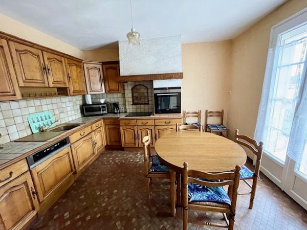 La Meignanne (49770) Pavillon sur sous sol 5/6 chambres sur 1126 m² de terrain constructible