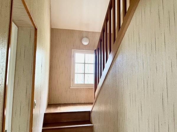 La Meignanne (49770) Pavillon sur sous sol 5/6 chambres sur 1126 m² de terrain constructible