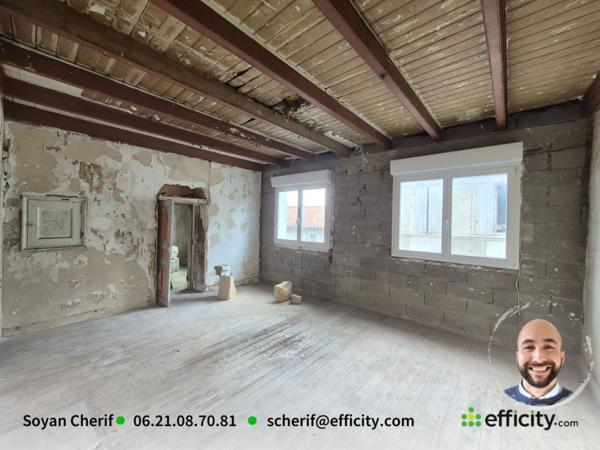 Maison
         4 pièces
        - 90 m²