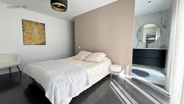 Bernin (38190) Maison contemporaine 175 m² – 5 pièces – Piscine