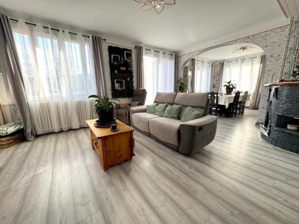 Maison 7 pièces 181 m²